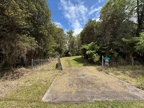 18-4211 Lehuanani St, VOLCANO, HI, 96785 | Card Image