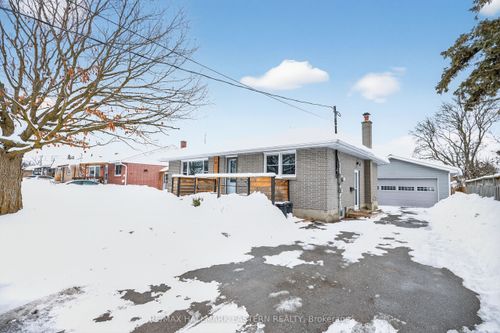 98 Arthur Avenue, Peterborough, ON, K9J5X8 | Card Image