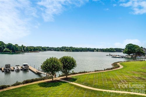1339 Torrence Cir, Davidson, NC, 28036-9401 | Card Image
