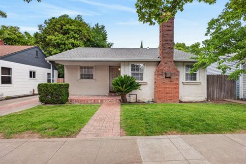 4601 V St, Sacramento, CA, 95817-1533 | Card Image