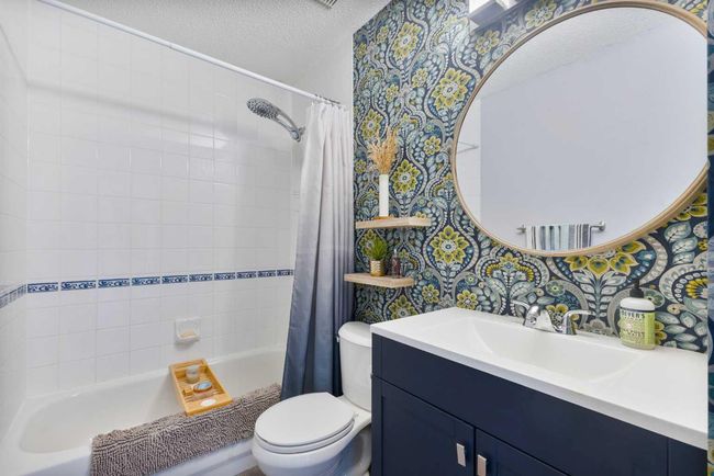 18 Mt Selkirk Place Se, House other with 5 bedrooms, 3 bathrooms and 4 parking in Calgary AB | Image 27