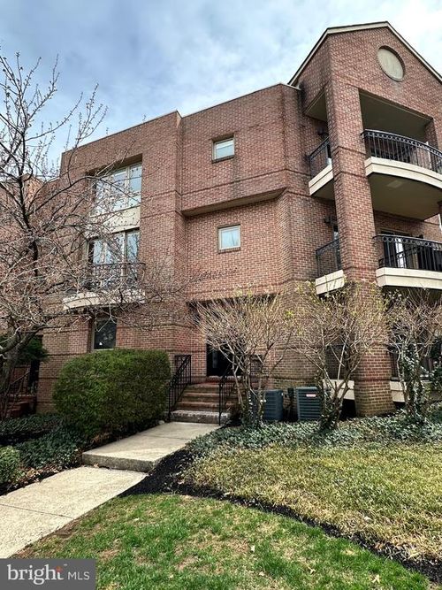 1600 N Franklin St, WILMINGTON, DE, 19806-3106 | Card Image