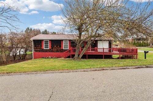 2715 Myrtle Dr, Lower Burrell, PA, 15068-2975 | Card Image