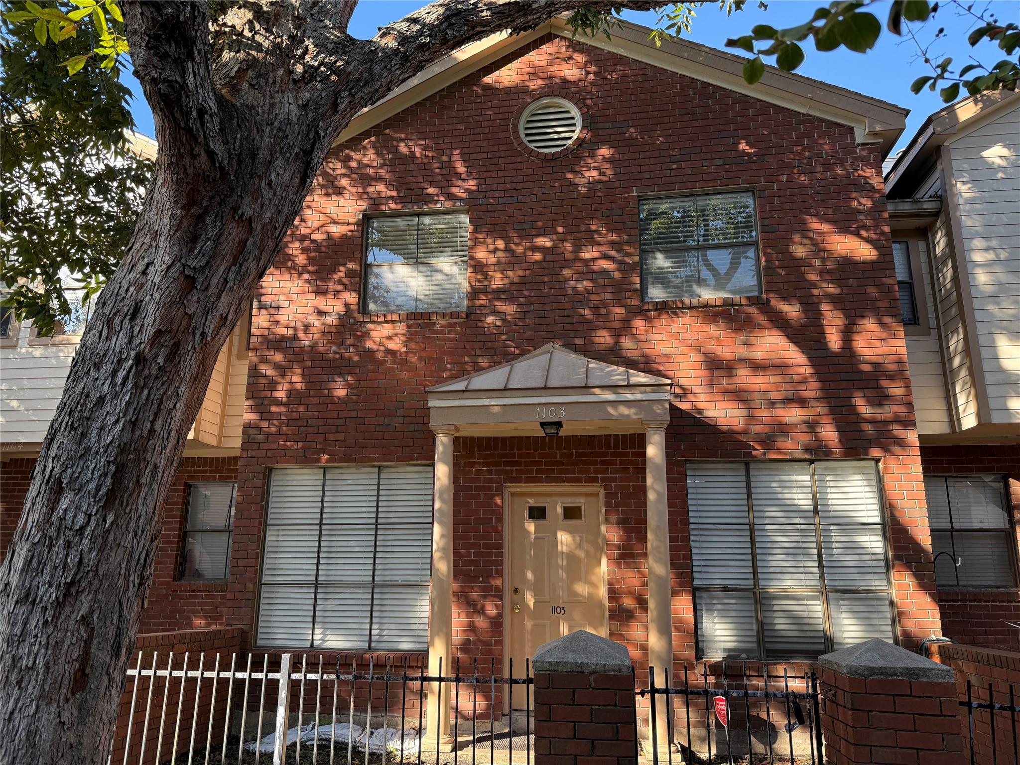 Residential Lease in Stafford