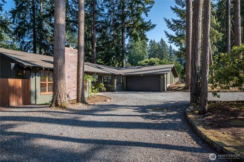 3040 164th Pl Ne, Bellevue, WA, 98008-2023 | Card Image