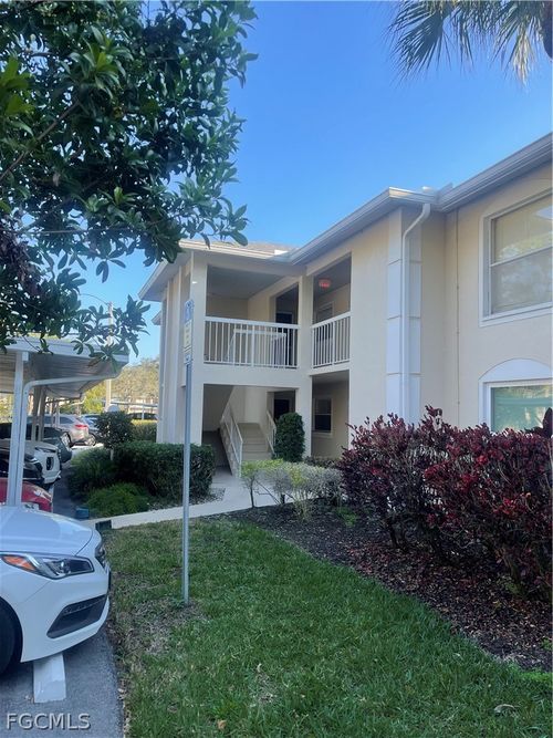201-768 Landover Cir, NAPLES, FL, 34104-7872 | Card Image