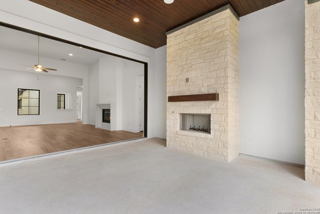 8166 Blue Oak, House other with 4 bedrooms, 5 bathrooms and null parking in Garden Ridge TX | Image 64