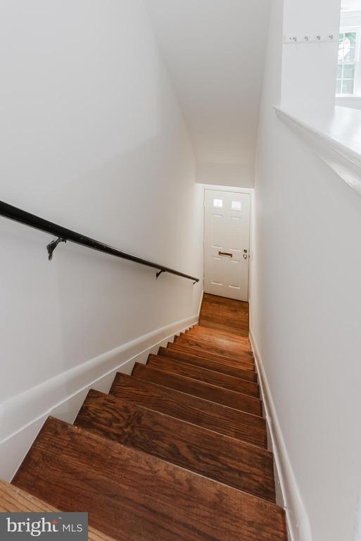 Residential Lease in ARLINGTON 2
