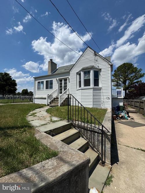 6600 Marne Ave, BALTIMORE, MD, 21224-6241 | Card Image