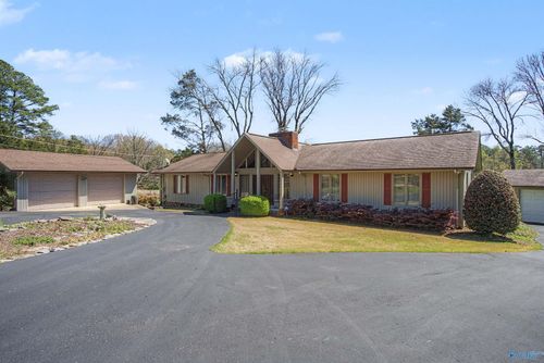 170 Cedar Circle, Guntersville, AL, 35976 | Card Image