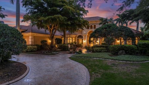 7004 Portmarnock Pl, LAKEWOOD RANCH, FL, 34202-2593 | Card Image