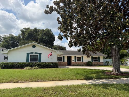 810 Sweetbriar Rd, Orlando, FL, 32806-6301 | Card Image