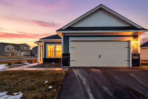 18791 Ivanhoe St Nw, Elk River, MN, 55330-5132 | Card Image