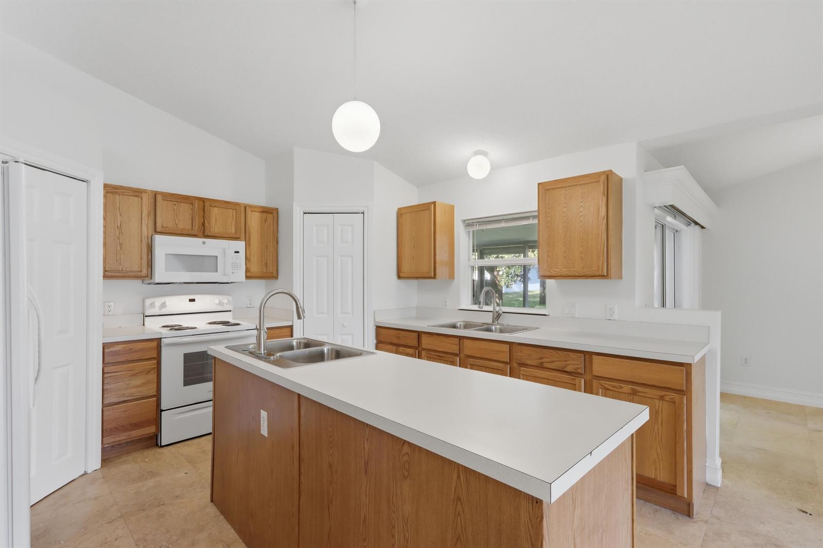 Residential Lease in Port St. Lucie 3