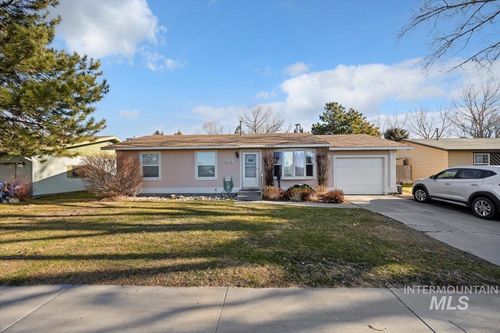 1228 Wendell St, Twin Falls, ID, 83301-3248 | Card Image