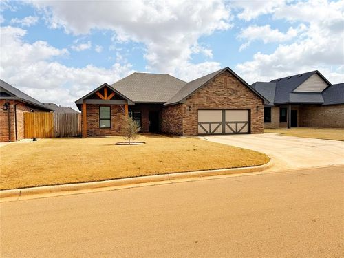 2712 Land Run Street, Weatherford, OK, 73096 | Card Image