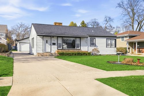 420 Grant St, Downers Grove, IL, 60515-3054 | Card Image