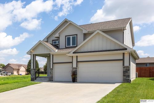 6107 S 197th St, Omaha, NE, 68135-3883 | Card Image