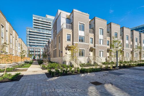 th104-10 Almond Blossom Mews, Concord, ON, L4K0N6 | Card Image