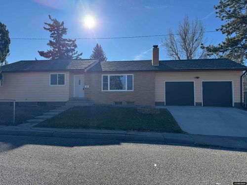 711 W 20th St, Casper, WY, 82601-4501 | Card Image