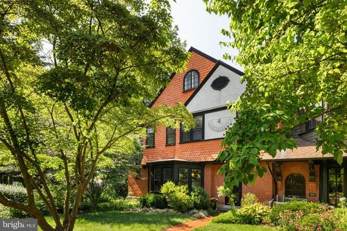 401 E Evergreen Ave, PHILADELPHIA, PA, 19118-2826 | Card Image
