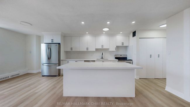 110 - 90 Ling Rd, Condo with 3 bedrooms, 2 bathrooms and null parking in Scarborough ON | Image 5