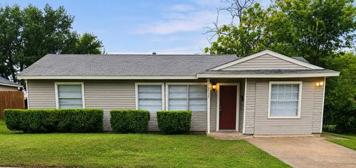 3735 Stateoak Dr, Dallas, TX, 75241-5245 | Card Image
