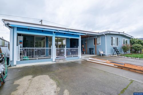 2973 & 2971 Surfwood Dr Ne, Salem, OR, 97305-2755 | Card Image