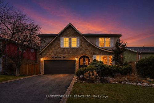 14 Carlton Rd, Unionville, ON, L3R1Z2 | Card Image