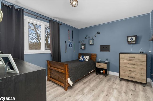 203 Camilla Cres, House other with 5 bedrooms, 2 bathrooms and 6 parking in Thornton ON | Image 24