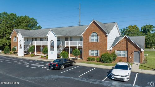 12-4008 Whitebridge Dr, Winterville, NC, 28590-9674 | Card Image