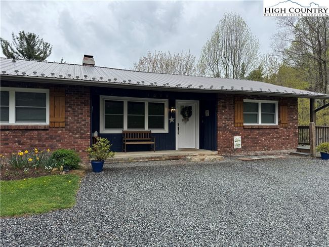 1315 Niley Cook Rd, House other with 4 bedrooms, 4 bathrooms and null parking in Blowing Rock NC | Image 4