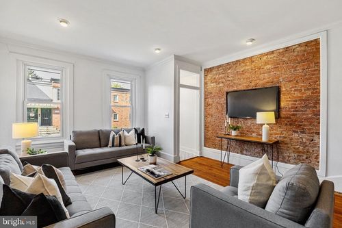 1523 S 16th St, PHILADELPHIA, PA, 19146-4828 | Card Image