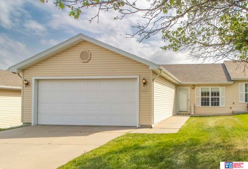 5540 Enterprise Dr, Lincoln, NE, 68521-1006 | Card Image