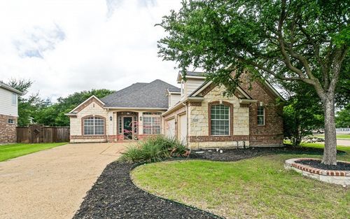 9499 Blackthorn Trl, Frisco, TX, 75033-7305 | Card Image