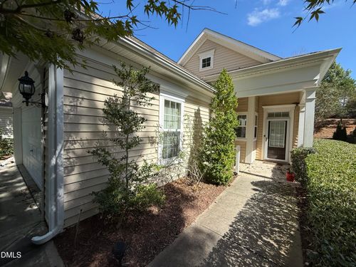 306 Fenmore Pl, Cary, NC, 27519-6318 | Card Image