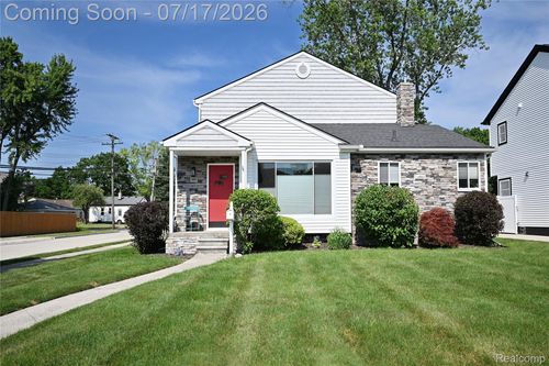 3803 Linwood Ave, Royal Oak, MI, 48073-1824 | Card Image