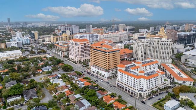 APT-718 - 2030 S Douglas Rd, Condo with 2 bedrooms, 2 bathrooms and null parking in Coral Gables FL | Image 43
