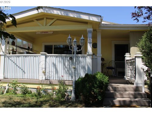 707 Harrison St, Wasco, OR, 97065-3136 | Card Image