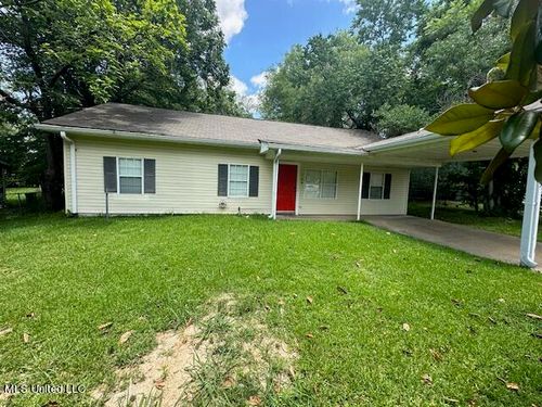 109 Mcraven St, Clinton, MS, 39056-3723 | Card Image