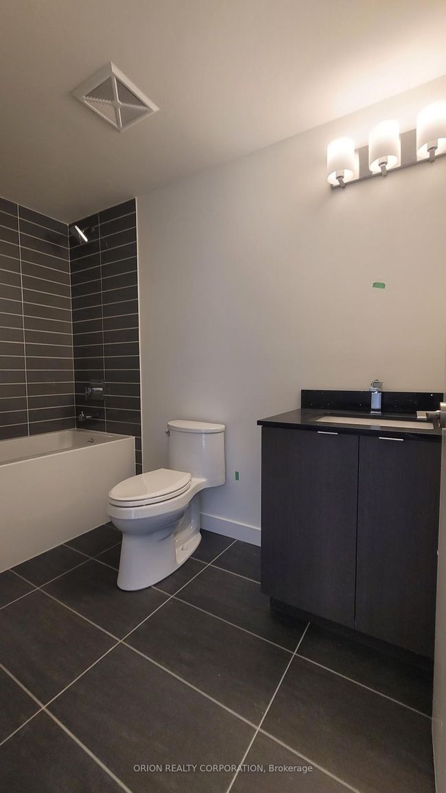 715 - 859 The Queensway, Condo with 3 bedrooms, 2 bathrooms and 1 parking in Etobicoke ON | Image 8