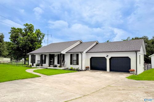 257 Lamon Dr, Decatur, AL, 35603-3737 | Card Image