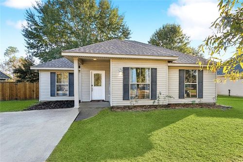 28472 Rosedust Ln, Ponchatoula, LA, 70454-8447 | Card Image