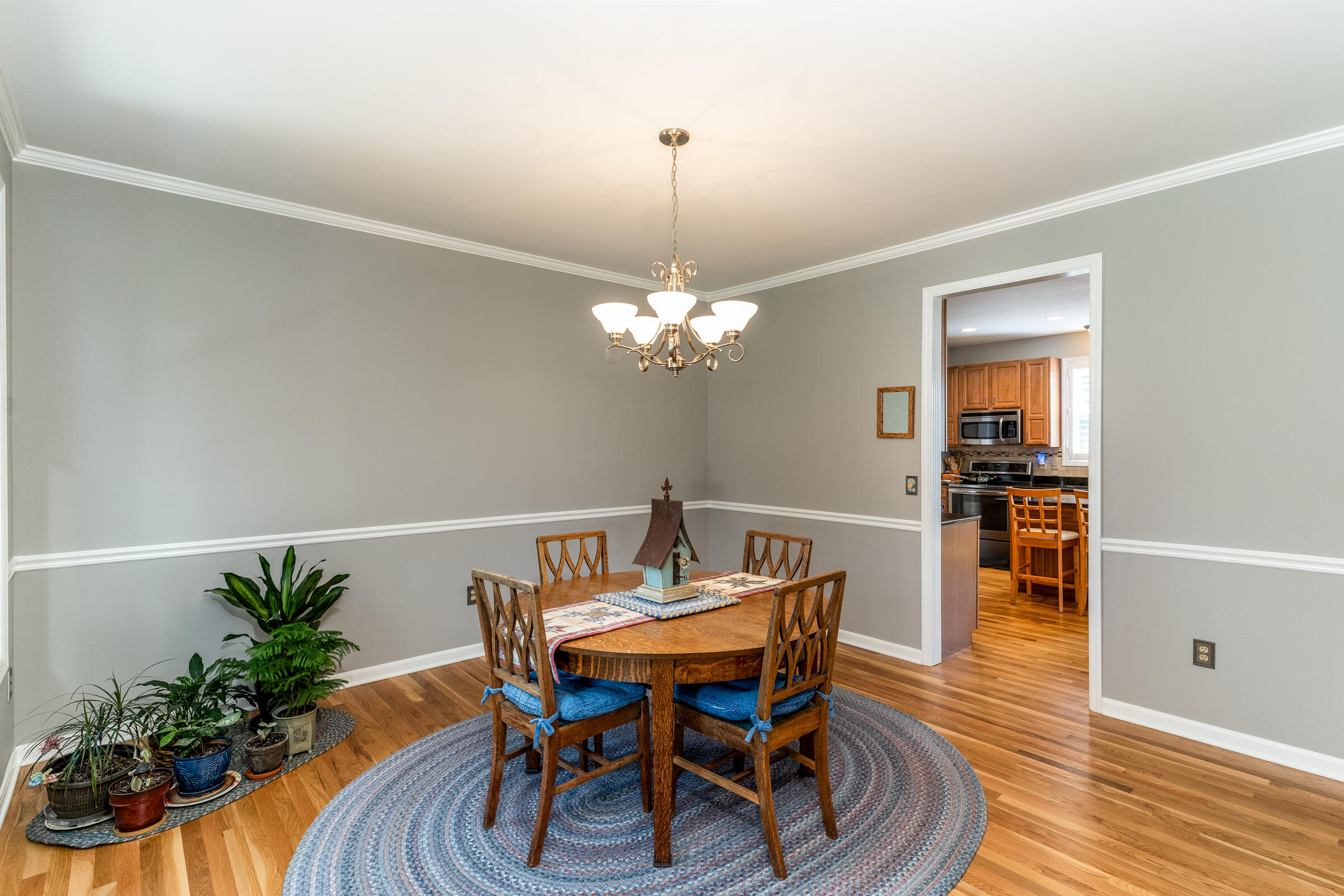 Residential in Latonia 5