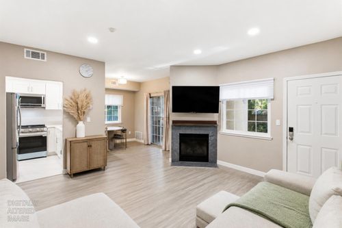 301-977 Warburton Ave, Santa Clara, CA, 95050-3967 | Card Image