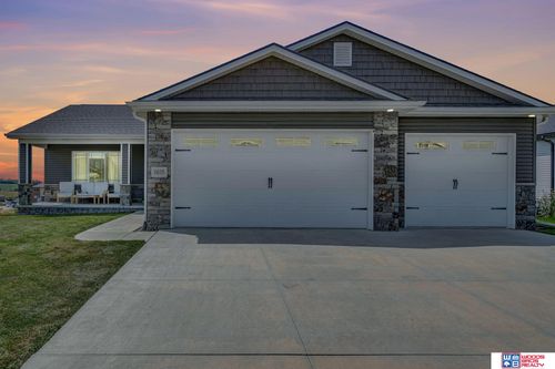 1035 Cyprus Blvd, Hickman, NE, 68372-1444 | Card Image