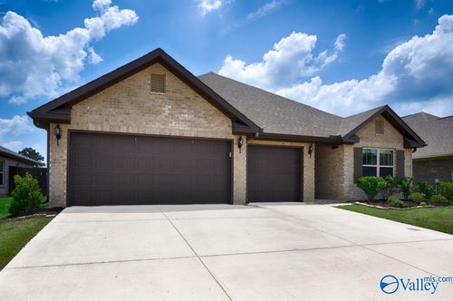 102 Barlow Way, Owens Cross Roads, AL, 35763-5407 | Card Image