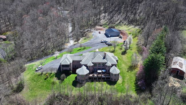 900 Tanager Dr, House other with 10 bedrooms, 11 bathrooms and 3 parking in Bluefield VA | Image 55