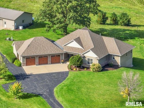 5526 Il Route 84 S, Hanover, IL, 61041-9627 | Card Image