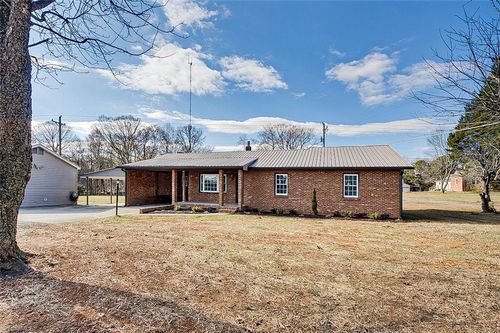 5355 Old Walker Mill Rd, Randleman, NC, 27317-7243 | Card Image